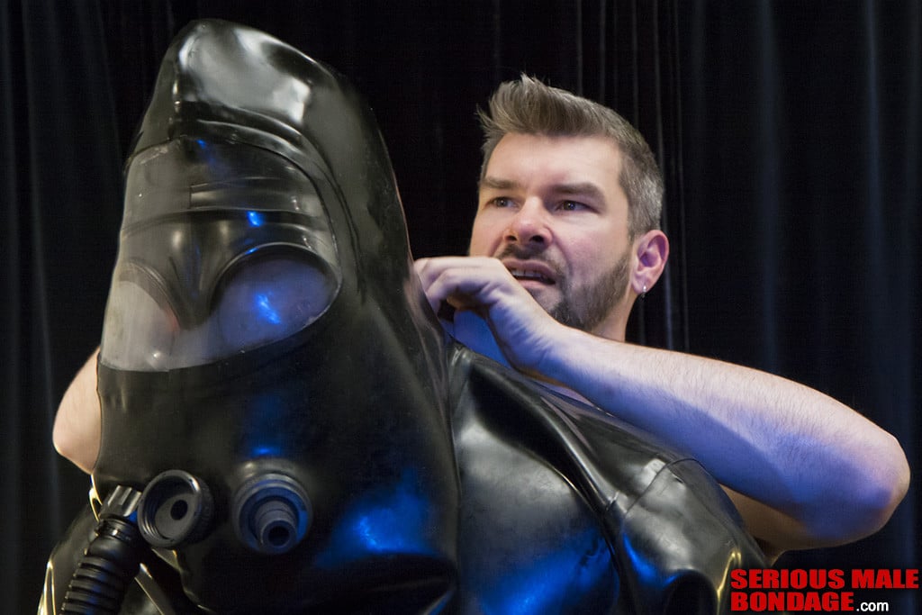 1024px x 683px - slave bound in extreme bondage suit - GayDemon